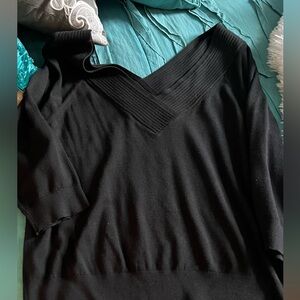 Like new White House Black Market top. V neck front and back. Beautiful!